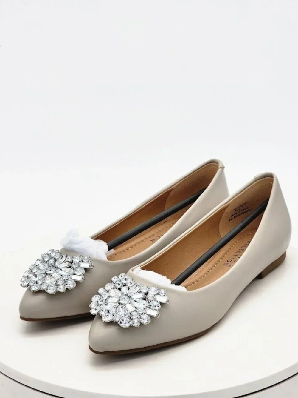 Journee Collection Renzo Gray Rhinestone Pointed Toe Flats Women's Size 7